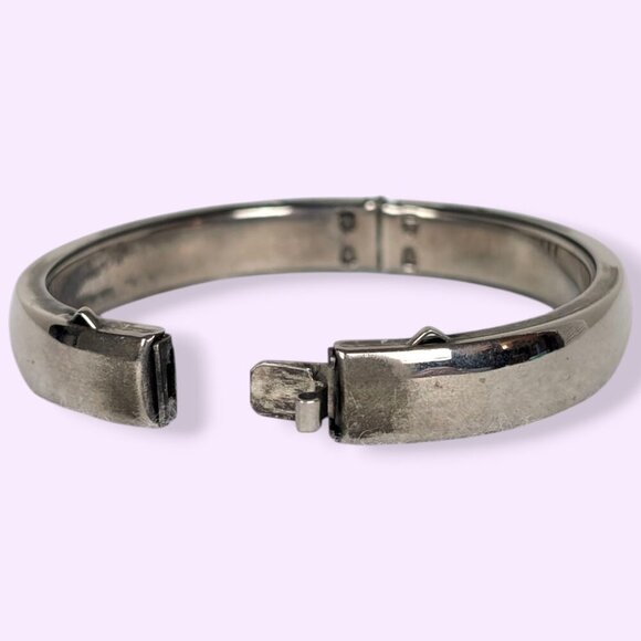 V. Locking Metal Hinge Bracelet - Picture 4 of 5